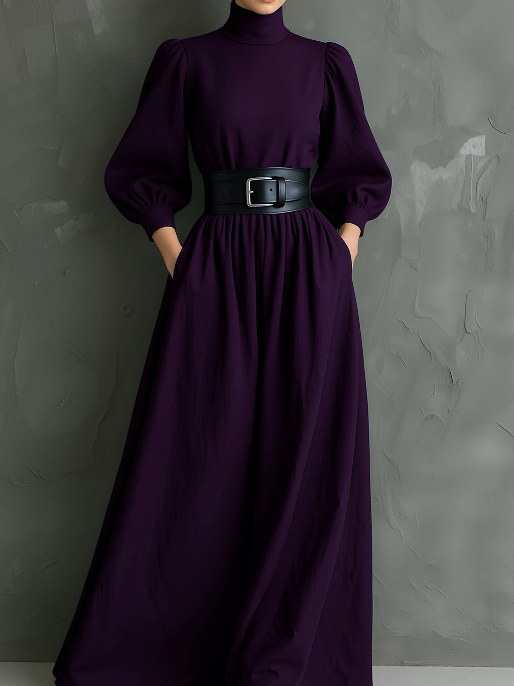 Siraya – robe longue prune slim-fit, col montant élégant et ceinture intégrée