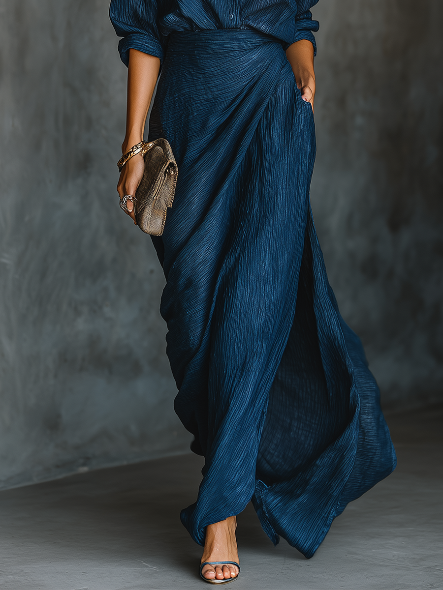 Gresya – ensemble robe maxi bleue texturée plissée avec chemise élégante