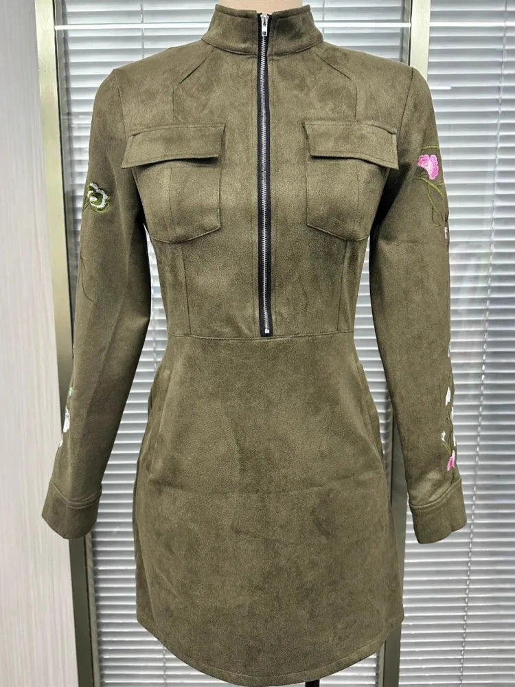 Daphné – mini robe femme effet daim manches longues chic