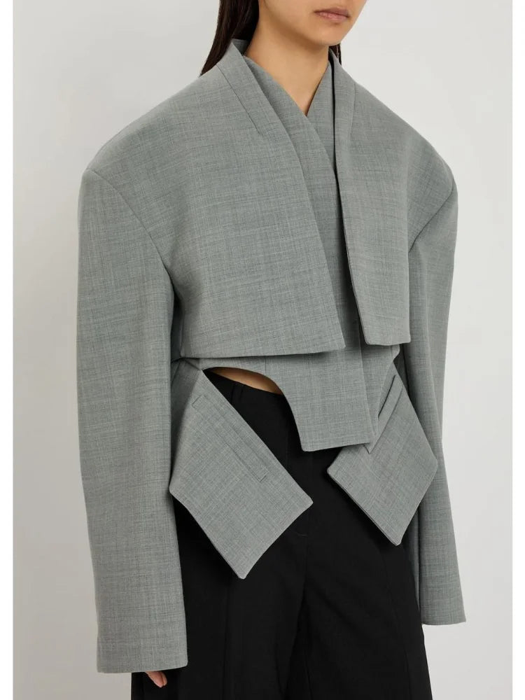 Yséa – Blazer femme gris asymétrique chic à épaulettes