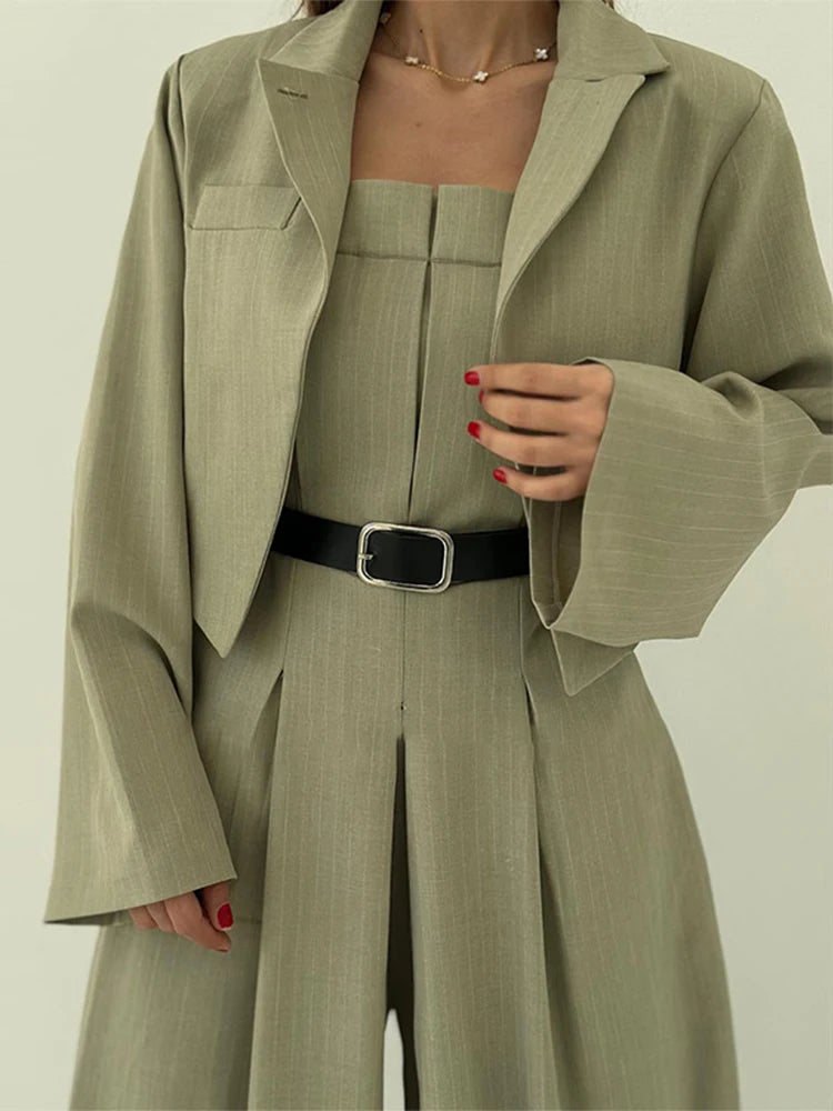 Selma – ensemble costume femme épaules dénudées pantalon large