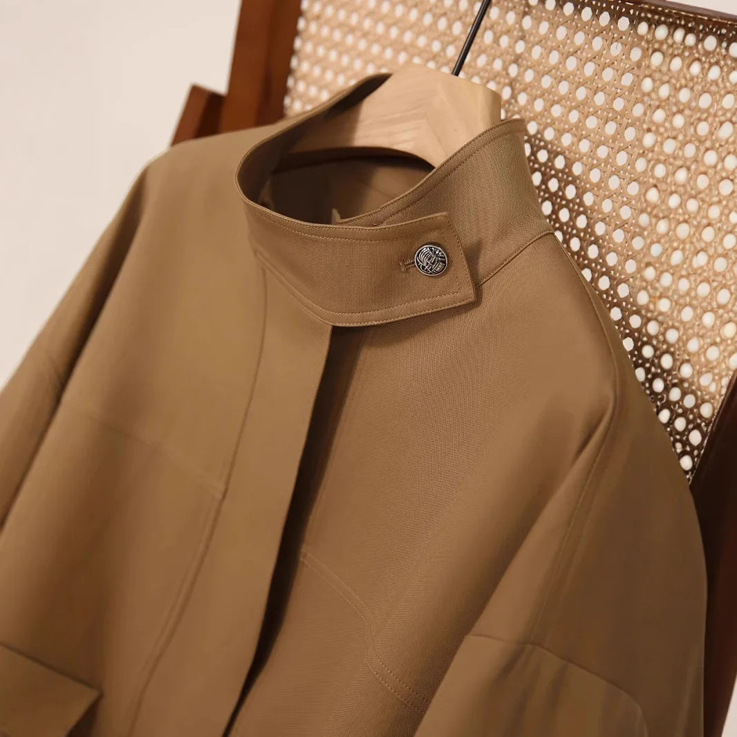 Soline – Manteau court femme coupe-vent à col montant style urbain