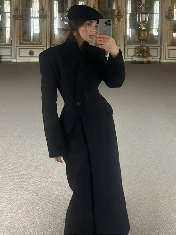 Shirley – manteau long en laine noir femme col montant chic