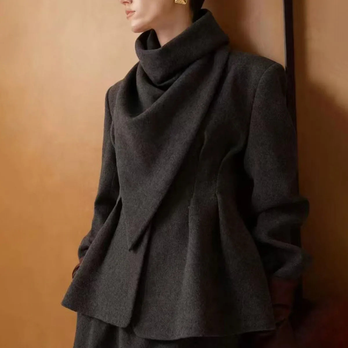 Éloria – blazer femme à col écharpe élégant minimaliste