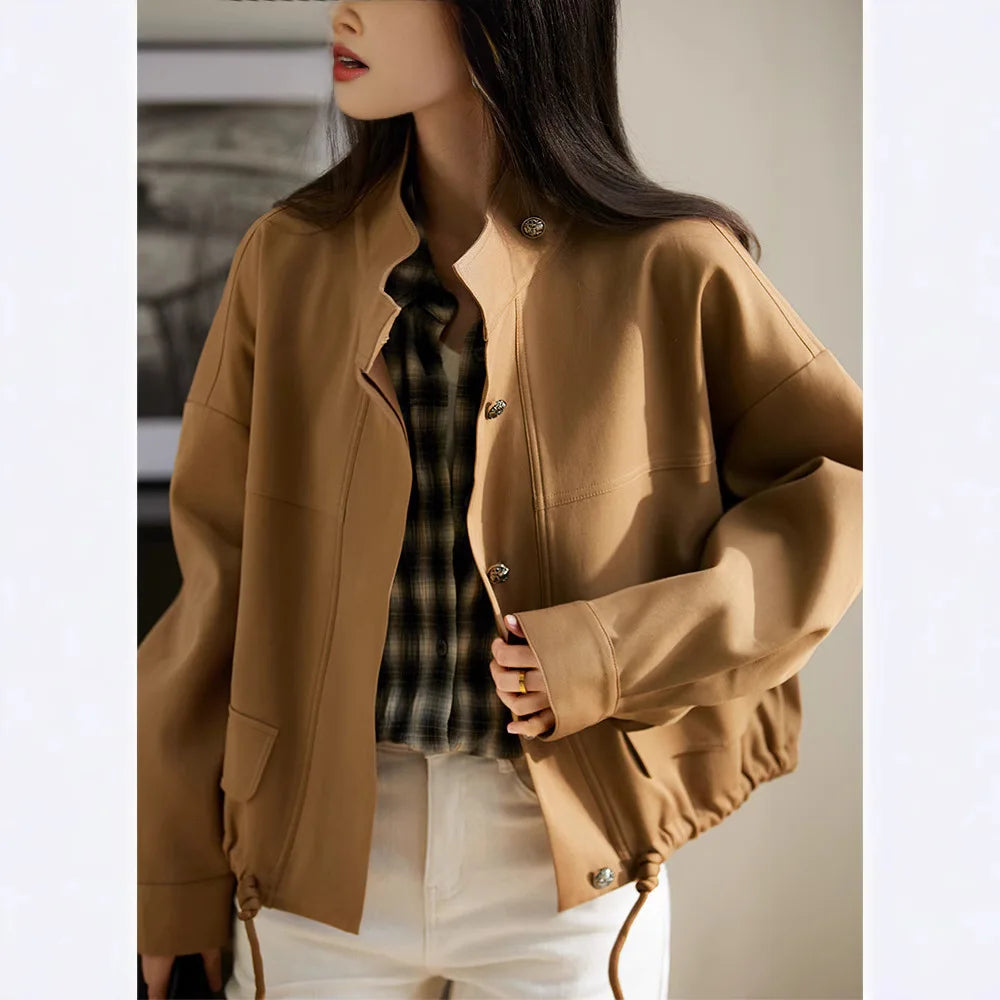 Soline – Manteau court femme coupe-vent à col montant style urbain