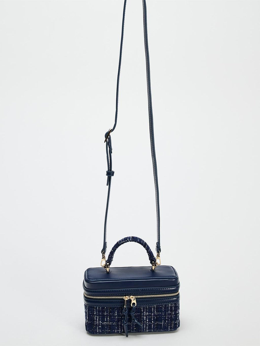 Nila – Petit sac bandoulière carré femme élégant et compact