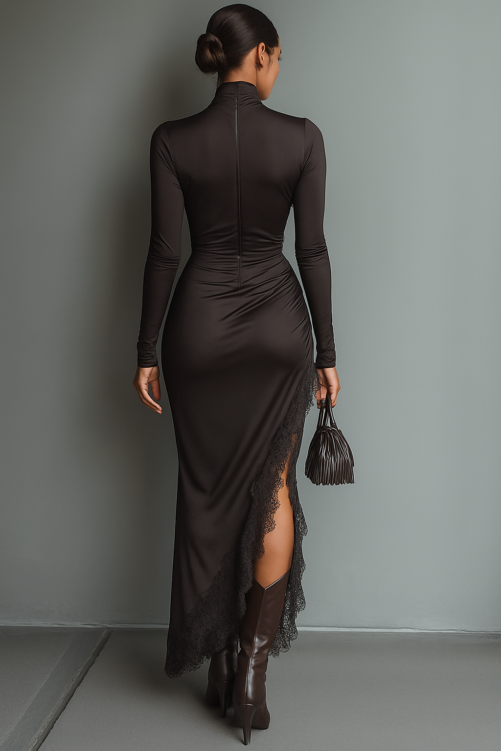 Dely – robe maxi satin marron dentelle ourlet asymetrique col haut coupe slim femme